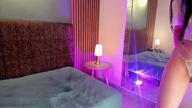 HannaWen  online show from 02/18/26, 12:45