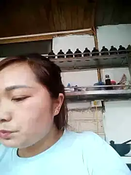 Snapshot of cute-hiphop chatting on 05/30/26, 03:47 cute-hiphop online show from 05/30/26, 03:47