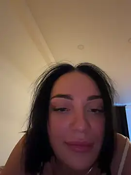 Snapshot of HotDevilGirl_ chatting on 03/28/26, 03:44 HotDevilGirl online show from 03/28/26, 03:44