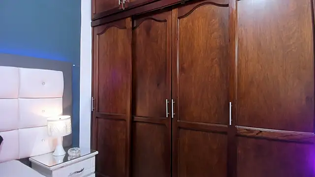 Snapshot of RED_VIOLETH chatting on 02/02/26, 02:27 RED VIOLETH online show from 02/02/26, 02:27