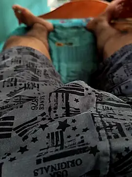 Mumbai handsom92 online show from 04/01/26, 03:51