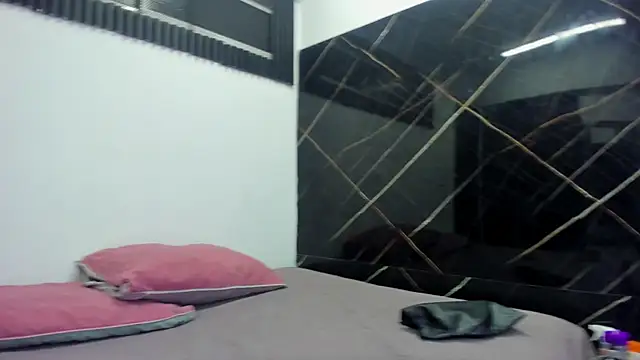 Ana-Spencer online show from 02/02/26, 11:42