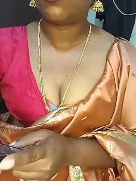 Chinnima143 online show from 05/26/26, 06:15