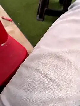 Snapshot of Castrol1289 chatting on 02/10/26, 07:56 Castrol1289 online show from 02/10/26, 07:56