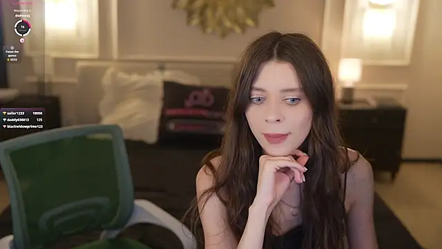 Snapshot of Zlata_Sky chatting on 02/10/26, 03:49 Zlata Sky online show from 02/10/26, 03:49