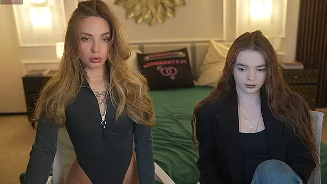 Snapshot of Zlata_Sky chatting on 03/04/26, 04:02 Zlata Sky online show from 03/04/26, 04:02