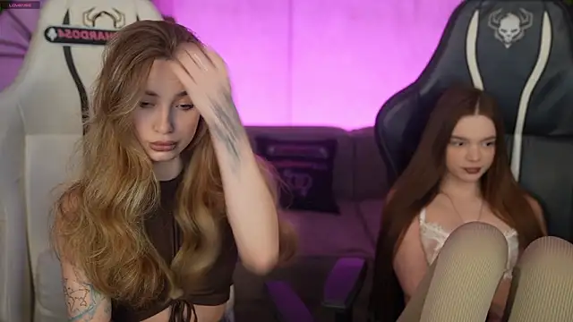 Snapshot of Zlata_Sky chatting on 03/20/26, 03:39 Zlata Sky online show from 03/20/26, 03:39