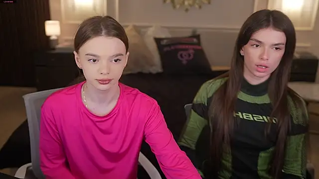 Snapshot of Zlata_Sky chatting on 04/10/26, 02:55 Zlata Sky online show from 04/10/26, 02:55