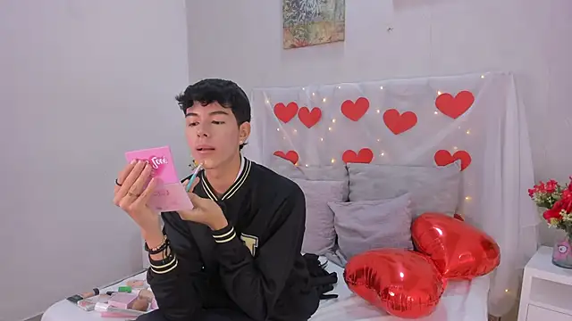 noah lewiss online show from 02/17/26, 10:56