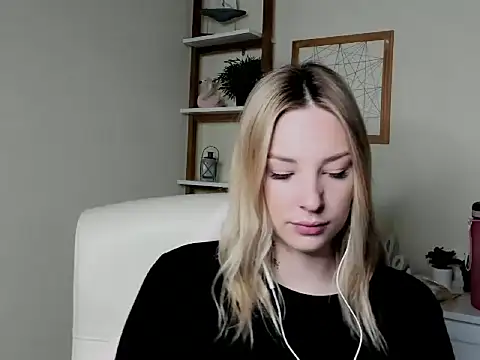 VelvetAngela online show from 02/24/26, 06:33