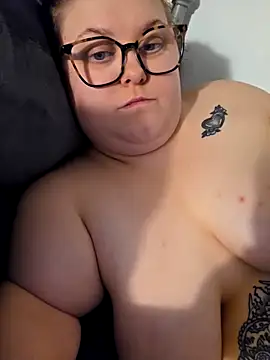 Snapshot of Tallulah-Rose-xoxo chatting on 02/01/26, 11:36 Tallulah-Rose-xoxo online show from 02/01/26, 11:36