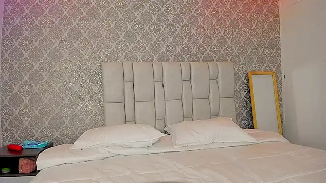 Snapshot of valeriesaint chatting on 03/12/26, 10:38 valeriesaint online show from 03/12/26, 10:38