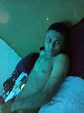 miguelit21 online show from 03/05/26, 05:03