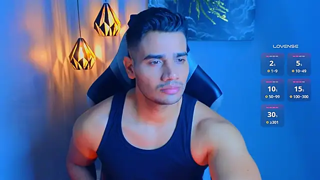 Snapshot of AndresRodriguez1 chatting on 02/20/26, 12:38 AndresRodriguez1 online show from 02/20/26, 12:38