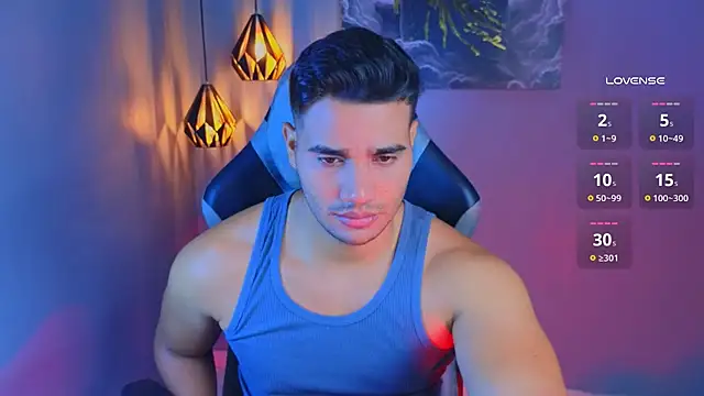 AndresRodriguez1 online show from 04/08/26, 10:04