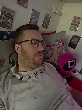 Snapshot of io1Elian chatting on 04/04/26, 02:25 io1Elian online show from 04/04/26, 02:25