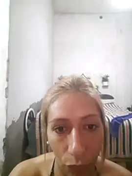 Snapshot of pituromi chatting on 05/26/26, 01:56 pituromi online show from 05/26/26, 01:56