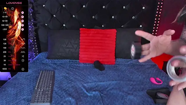 Snapshot of IM__Lilith chatting on 04/02/26, 05:27 IM Lilith online show from 04/02/26, 05:27