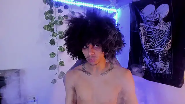 Aaron Hopper online show from 02/25/26, 01:21