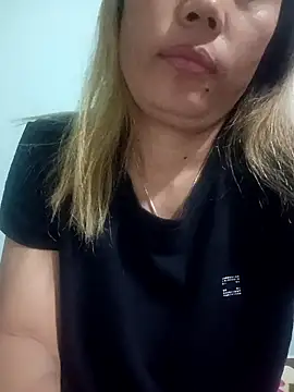 neha0882 online show from 02/05/26, 03:55