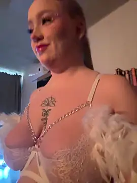 Snapshot of RollDollsi chatting on 03/09/26, 06:06 RollDollsi online show from 03/09/26, 06:06