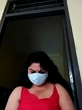 Snapshot of kumkum05 chatting on 04/05/26, 11:07 kumkum05 online show from 04/05/26, 11:07