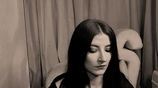 Snapshot of NicoleLuxe chatting on 03/29/26, 05:02 NicoleLuxe online show from 03/29/26, 05:02