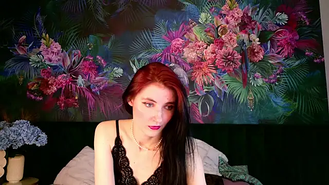 NicoleLuxe online show from 05/22/26, 07:08