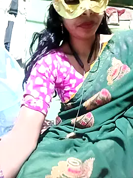 Royal hotti0011 online show from 03/09/26, 09:13