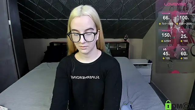 Snapshot of Naomi1Hinata chatting on 02/25/26, 03:16 Naomi1Hinata online show from 02/25/26, 03:16