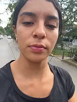 Snapshot of NaniBlossomX chatting on 03/01/26, 07:27 NaniBlossomX online show from 03/01/26, 07:27