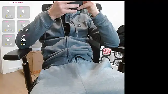 Luca282828 online show from 02/03/26, 09:47