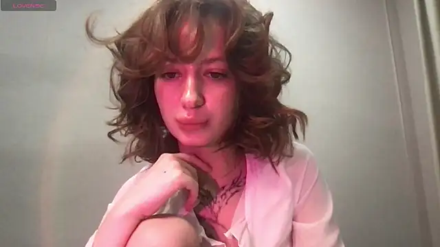 Snapshot of lola_boo chatting on 03/02/26, 10:49 lola boo online show from 03/02/26, 10:49