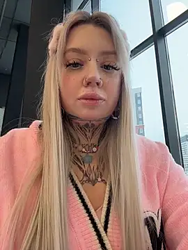 Chiibi online show from 02/11/26, 08:41