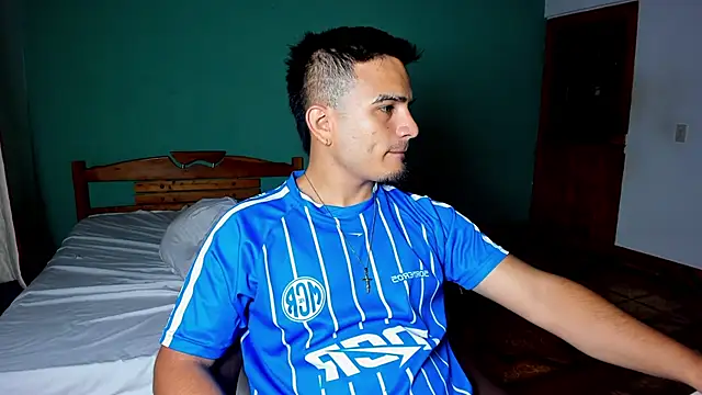 Snapshot of diegocr__ chatting on 02/03/26, 03:15 diegocr online show from 02/03/26, 03:15