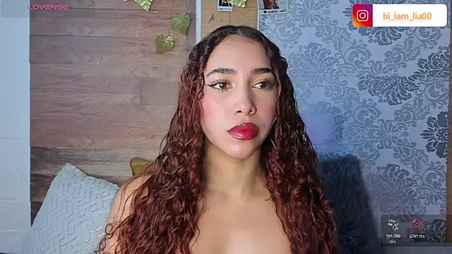 Snapshot of LiaHansson00 chatting on 04/09/26, 04:12 LiaHansson00 online show from 04/09/26, 04:12