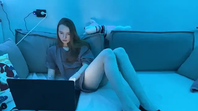 lunli0 online show from 03/02/26, 01:51