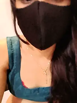 Snapshot of Saxy_bhabhi79 chatting on 07/01/26, 07:02 Saxy bhabhi79 online show from 07/01/26, 07:02