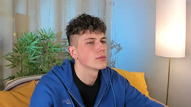 Snapshot of Rony_Joy chatting on 04/15/26, 08:53 Rony Joy online show from 04/15/26, 08:53