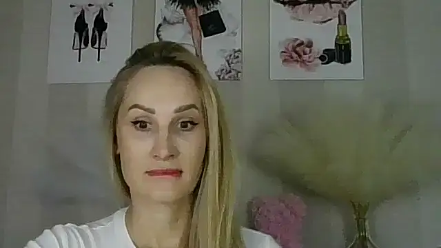 Snapshot of Kikki777 chatting on 02/02/26, 08:51 Kikki777 online show from 02/02/26, 08:51