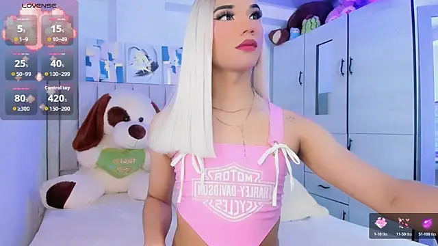 Snapshot of baby_cleo_ chatting on 03/11/26, 10:05 baby cleo online show from 03/11/26, 10:05