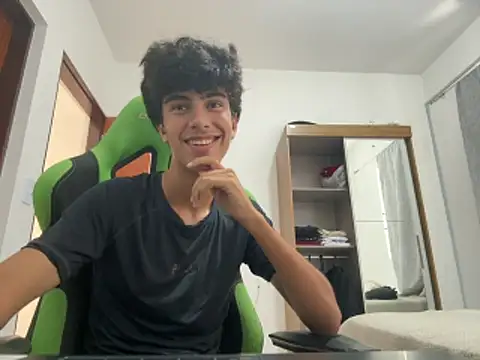 Snapshot of jpgrier chatting on 02/16/26, 02:35 jpgrier online show from 02/16/26, 02:35