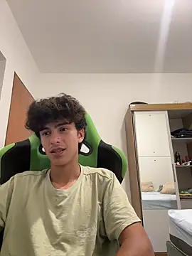 Snapshot of jpgrier chatting on 02/22/26, 01:18 jpgrier online show from 02/22/26, 01:18