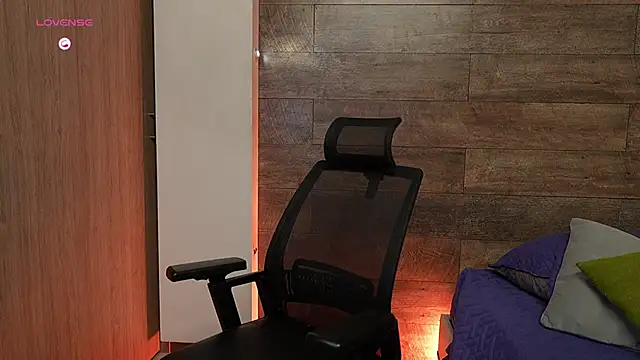 connor h1 online show from 05/22/26, 04:08