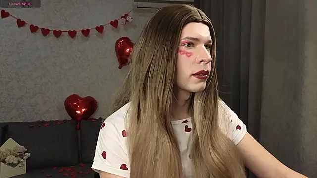 Snapshot of Anna_inHear chatting on 02/14/26, 02:14 Anna inHear online show from 02/14/26, 02:14