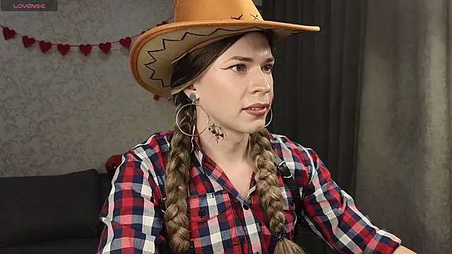 Snapshot of Anna_inHear chatting on 02/16/26, 04:36 Anna inHear online show from 02/16/26, 04:36