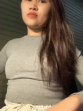 Snapshot of Luna_Babyyy chatting on 03/12/26, 01:12 Luna Babyyy online show from 03/12/26, 01:12