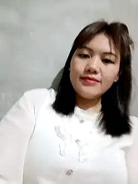 Snapshot of Anna_516 chatting on 02/04/26, 01:11 Anna 516 online show from 02/04/26, 01:11