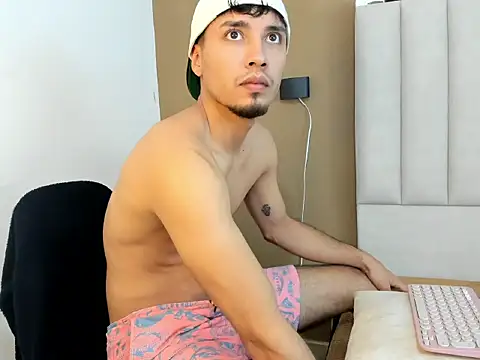 Snapshot of Noah_Smith01 chatting on 02/24/26, 11:14 Noah Smith01 online show from 02/24/26, 11:14