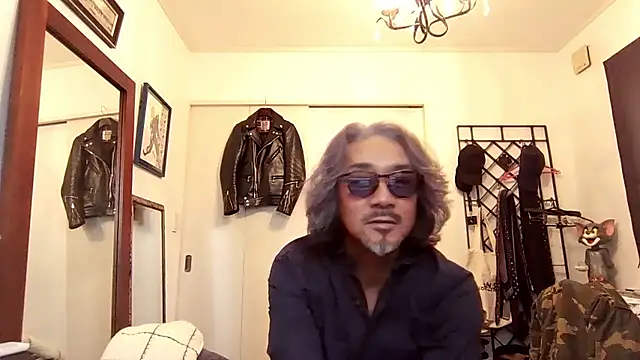 Snapshot of MtaS1 chatting on 02/11/26, 05:23 MtaS1 online show from 02/11/26, 05:23